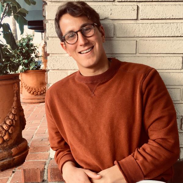 Daniel Versman Headshot